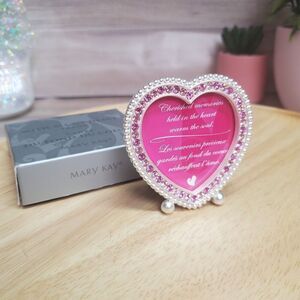 NEW Mary Kay Pink Crystal Rhinestone Picture Frame With All My Heart Memories SM